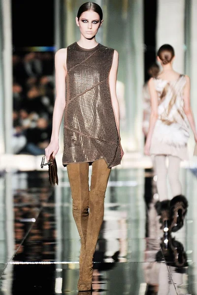 Look 21